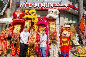 喜临门饼家阮廌门市开张