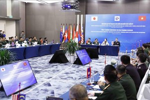 东盟国防部长扩大会议一隅。（图：越通社）