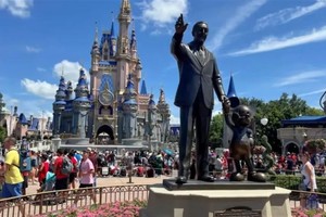 迪士尼乐园（图：《金融时报》）