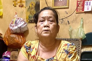 老妇腰椎病急需施手术