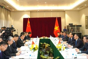 阮鸿延部长高度评价广西省在越南与中国合作大局中的特殊地位、作用。