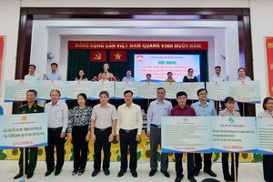 第五郡发动爱国竞赛运动