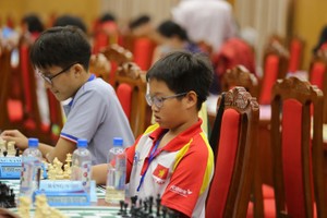 近400运动员参加国际象棋团体锦标赛