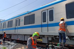 已将被涂鸦地铁列车恢复原貌