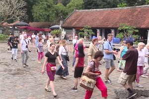 我国上半年迎接国际游客逾550 万人次。（示意图：越通社）