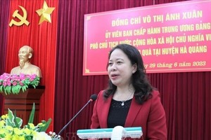 国家副主席武氏映春在会上致词。（图：越通社）