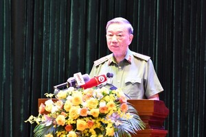 公安部部长苏霖大将在会议上发言。（图：VGP）