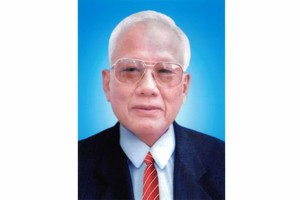 黎福寿同志丧礼按国家级仪式举行