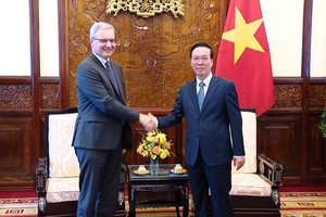 越法力促战略伙伴关系