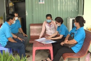 劳工登记参加自愿性医保以在晚年时获享退休金。 ‘