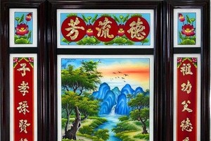 南部京族人的民间玻璃画。