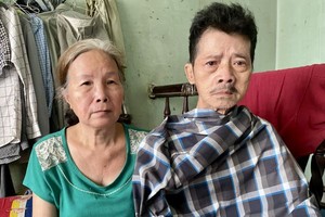 阮氏贝六与丈夫阮文饶。