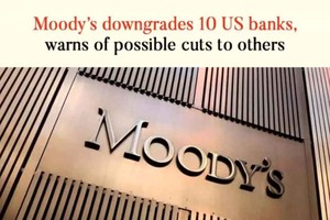 穆迪7日晚间发布报告，下调了顶尖金融银行、普罗斯佩里蒂银行等美国10家中小银行的信用评级。（图：视频截图）