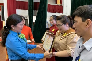 第五郡陈文乔传统奖项颁发仪式。