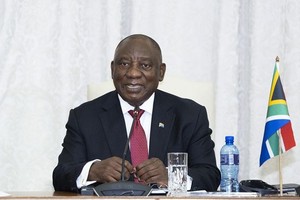 南非总统拉马福萨在2023年金砖国家峰会上致辞。（图：新华社）