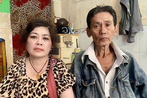 阮氏金丽和丈夫邓国雄。