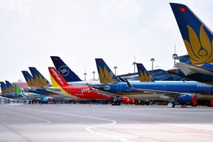 自2023年9月1日起，若航班延误5小时以上，乘客可获得退款。