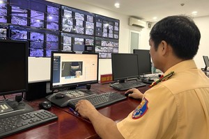 本市交警和交通清查力量采取视频监控处罚形式，以彻底查处交通违规行为。