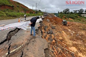 27C 国道多处严重塌陷
