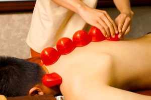 肩颈僵硬不再困扰！中医推拿８手法通经络