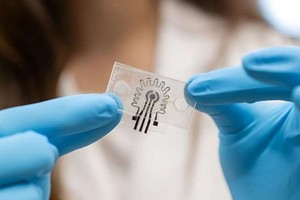 新型传感器可持续监测汗液