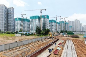 建设经过本市守德市隆平坊的环市三路路段。