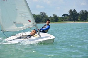 10 国参加归仁市国际帆船比赛