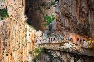 西班牙“国王之路栈道”吸引许多“冒险家”。