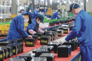 配套工业吸引外国投资商。