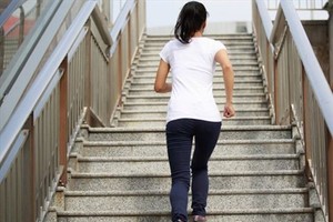 每天爬５层楼 多种疾病风险或降低