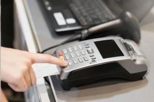 电子发票为民众与企业创造平等、透明与顺畅的经营环境。