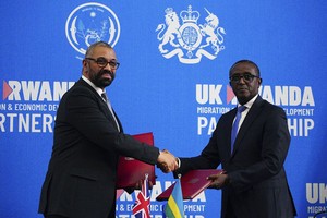 英国与卢旺达再就移送非法移民签署新条约。（图：Getty Images）
