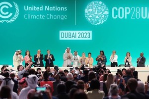 气候变化大会全体会议闭幕现场。（图：联合国）