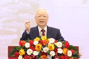 阮富仲总书记出席第32次外交会议