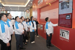 近700代表出席大学生全国代表大会