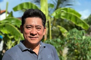 男演员黄英俊最近经常在网上发布烹饪视频。