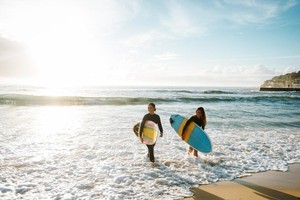 在各假节日里寻找若干少人知晓的地点以体验一下慢活、悠闲的生活。