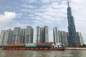 专家建议，公寓住房的使用期限应为50年以上。