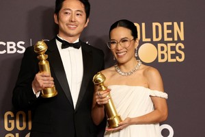 金球奖 2024 亚裔演员首夺迷你剧视帝后