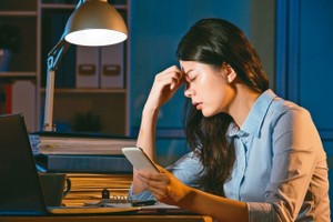 教你分辨“熬夜”还是“晚睡”