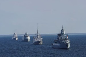 2023年9月18日，北约海军舰艇在波罗的海举行“北部海岸2023”演习。（图：路透社）