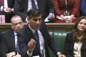 苏纳克提出的卢旺达法案在英国下议院三读通过。（图：Getty Images）