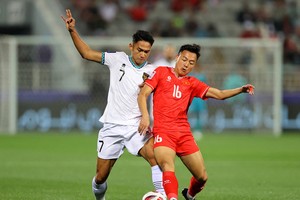 两支球队球员争球（图源：互联网）