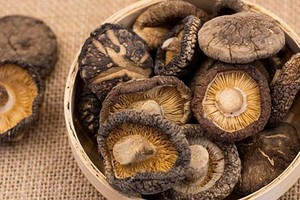 香菇愈香愈好？