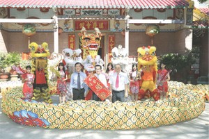 喜迎海南会馆200周年大庆。