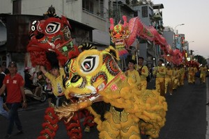 胡志明市庆元宵