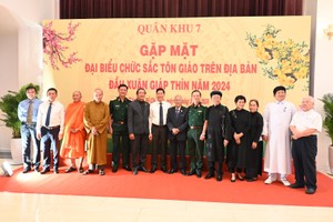 与会代表合影留念（图：文明）