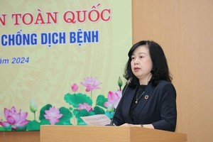 卫生部长陶红兰在会上致辞。（图：国立）