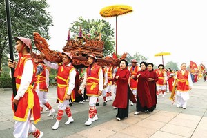 雄王庙迎醮气氛热火朝天