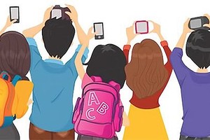 容易登入网络空间给儿童带来许多安全隐患。